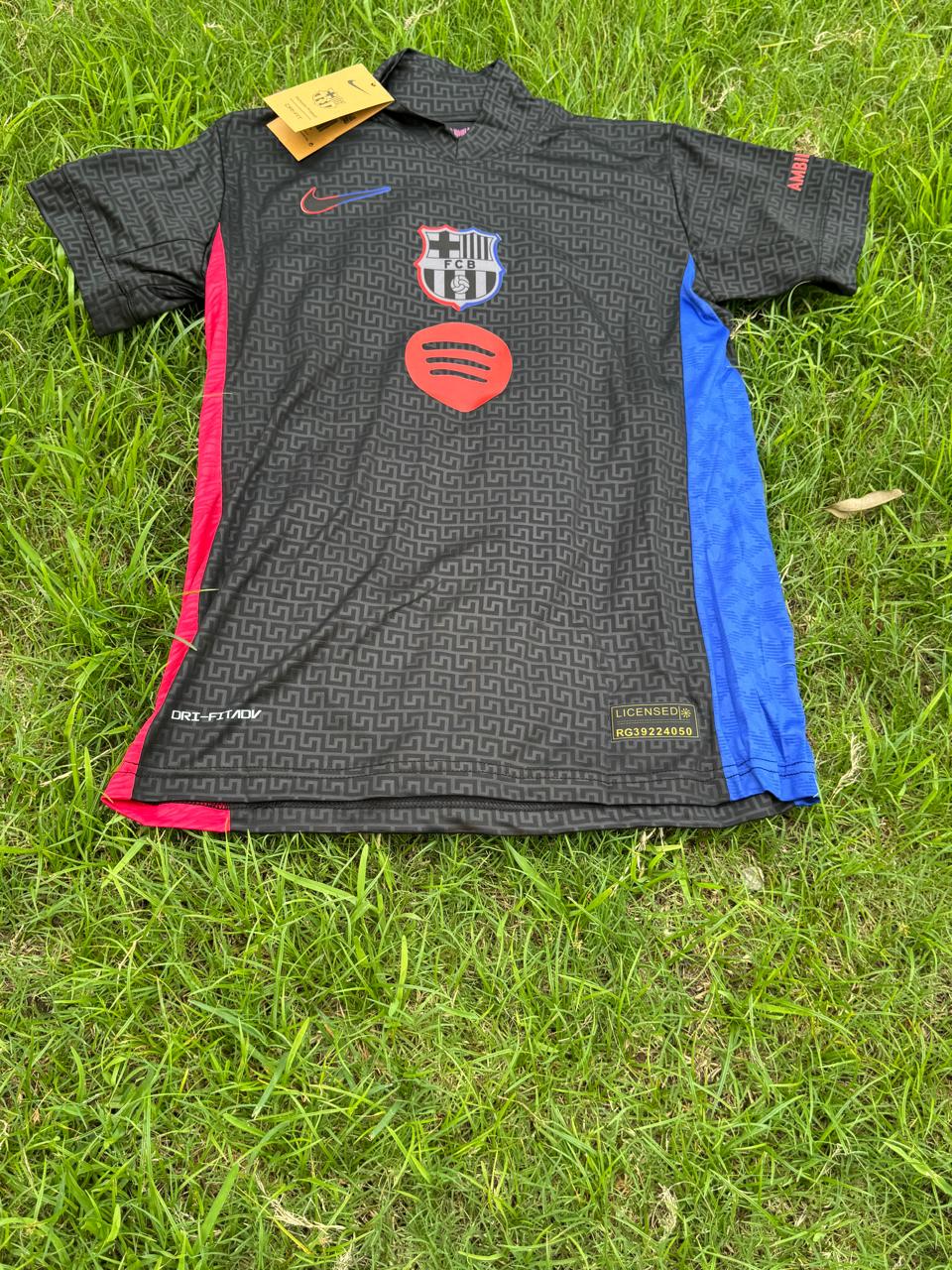 Pedri Away Jersey 2024/25 – FC Barcelona #8 (Black & Red Edition)