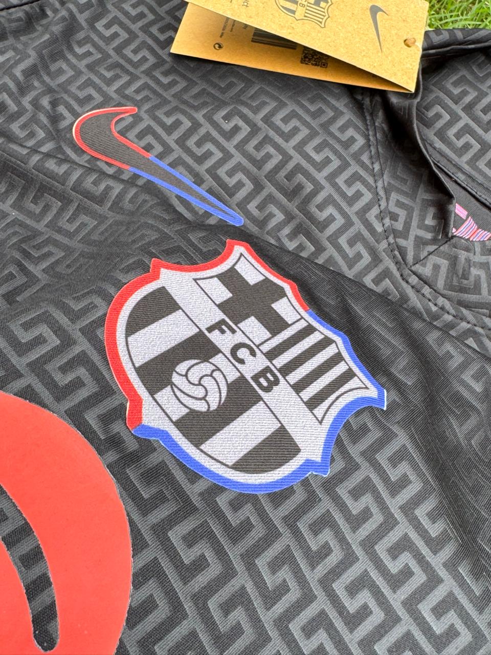 Pedri Away Jersey 2024/25 – FC Barcelona #8 (Black & Red Edition)